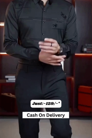 Men Regular Fit Solid Spread Collar Formal Shirt