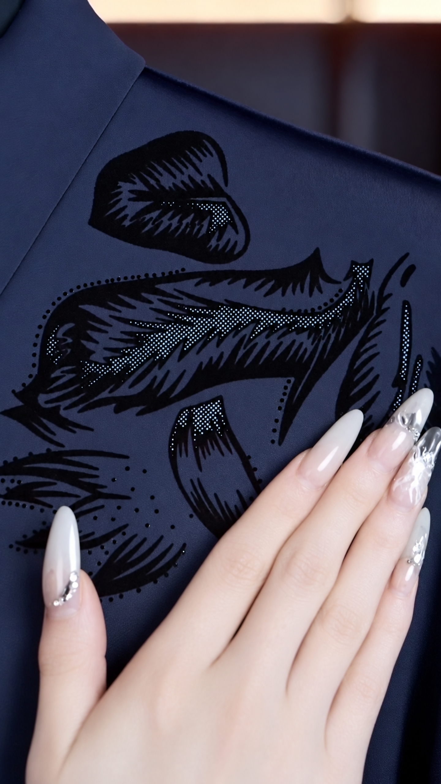 Men's Silk Satin Shirt Floral Slim Fit Long Sleeve Dress Shirt Casual Soft Shirt - Image 2