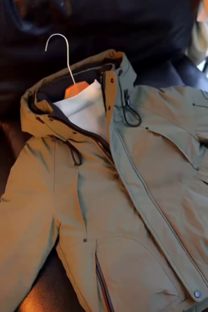 Men’s Winter Parka Jacket – Premium Warmth in Fawn & Olive Green